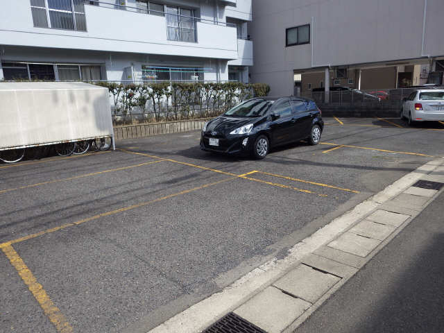 コレクション岐阜駅 5階 駐車場