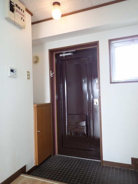 安田コーポ 4階 玄関