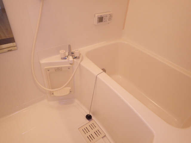 トワイエ岩崎 1階 浴室