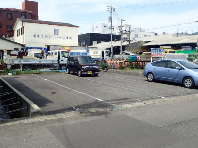 敷地外駐車場