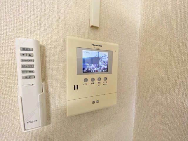  モニター付きインターホン