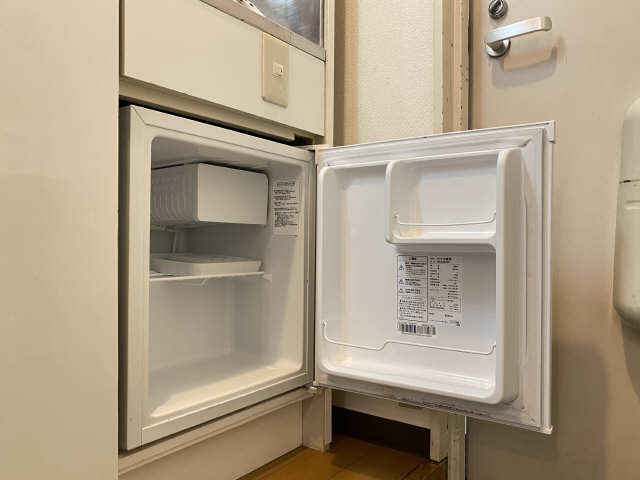ＣＥＲＥＳ日野 3階 冷蔵庫