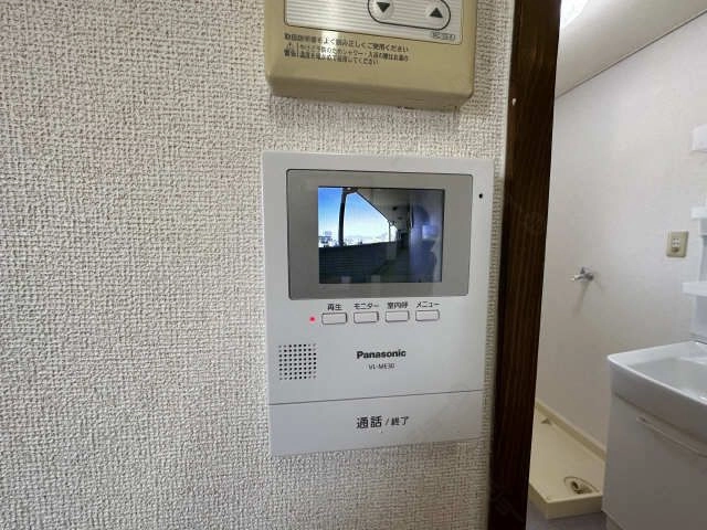 モニター付きインターホン