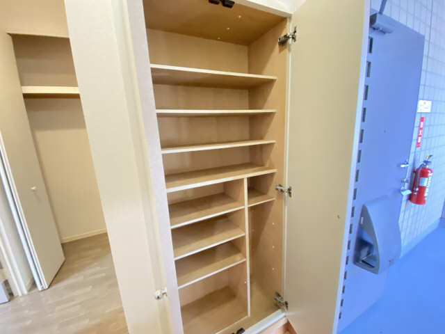 シューズBOX