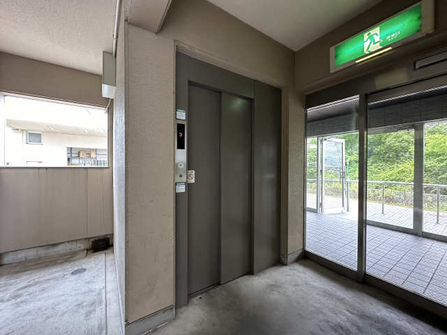エレベーター