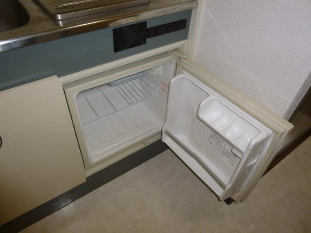 アビタシオン　セイ 4階 ミニ冷蔵庫
