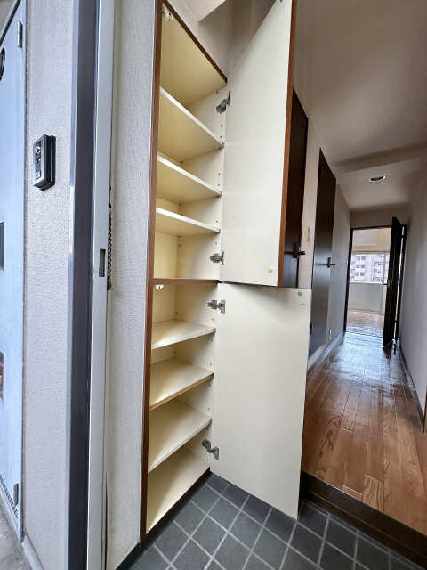 シューズBOX