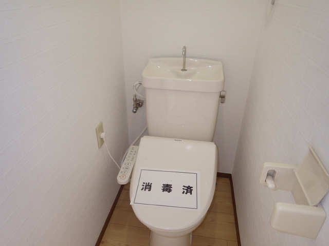 メゾンサンテ 2階 WC