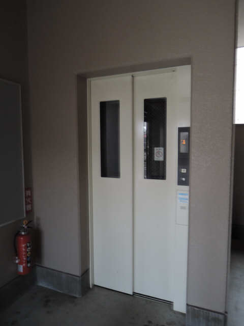 エレベーター