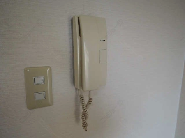 インターホン