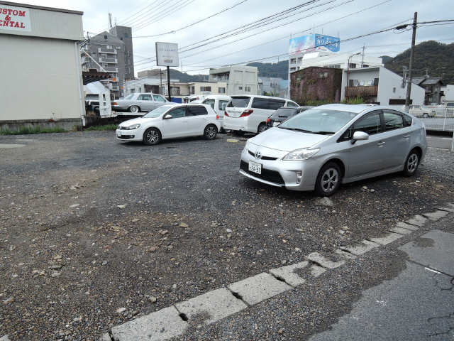 アクシスヨーロッパ弐番館 4階 敷地外駐車場