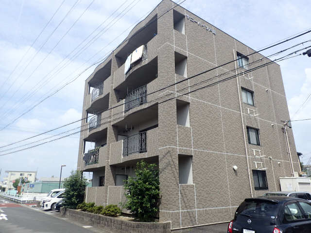 南東外観