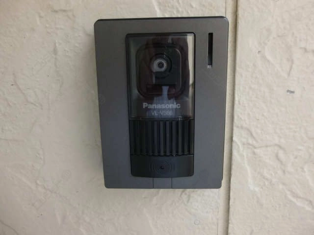 モニター付インターホン