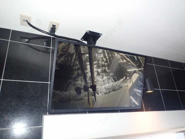 防犯カメラモニター