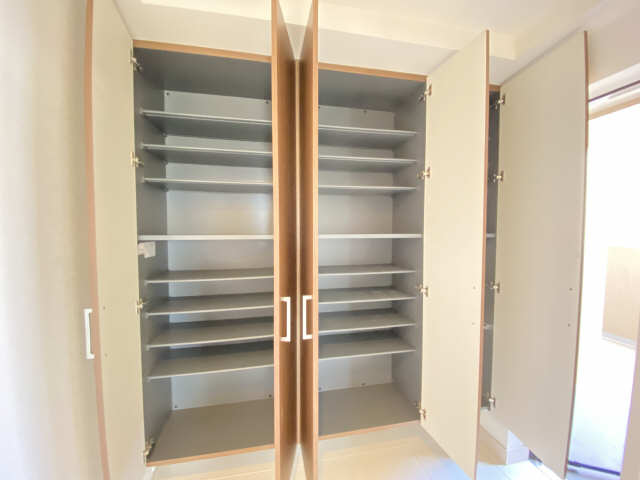 シューズBOX