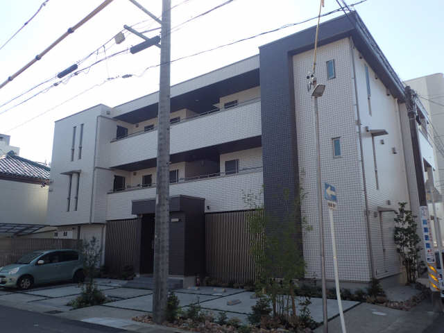 北外観