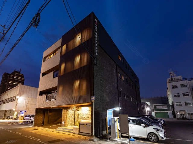 外観西南夜