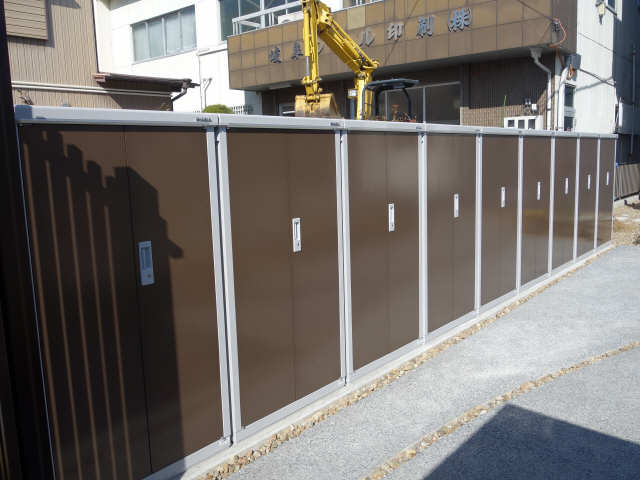 ストッカー