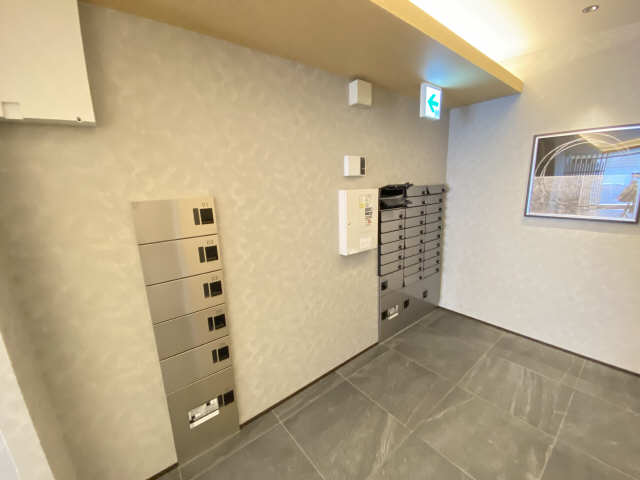 宅配ボックス