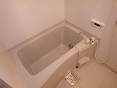 セジュールカルフール　C 1階 浴室