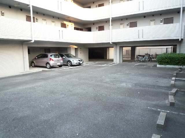 駐車場2