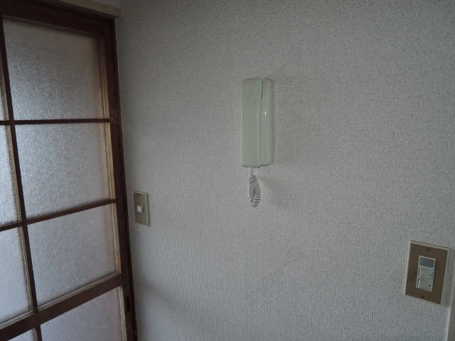 インターホン