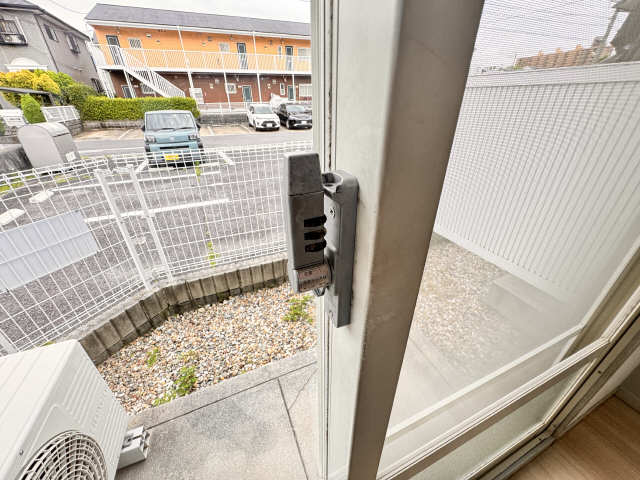 ダイヤル式クレセント錠