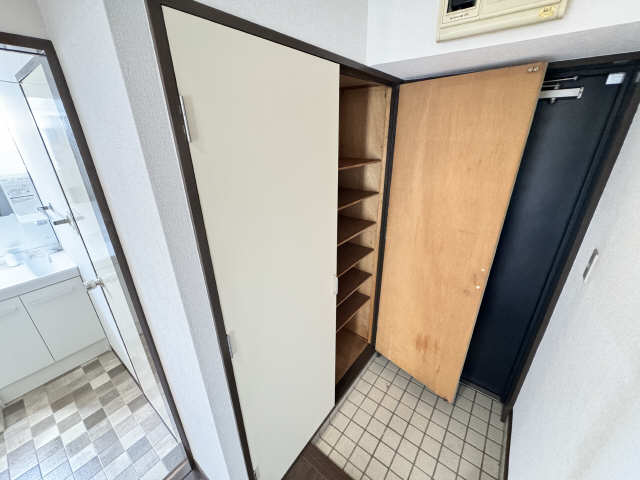 シューズBOX