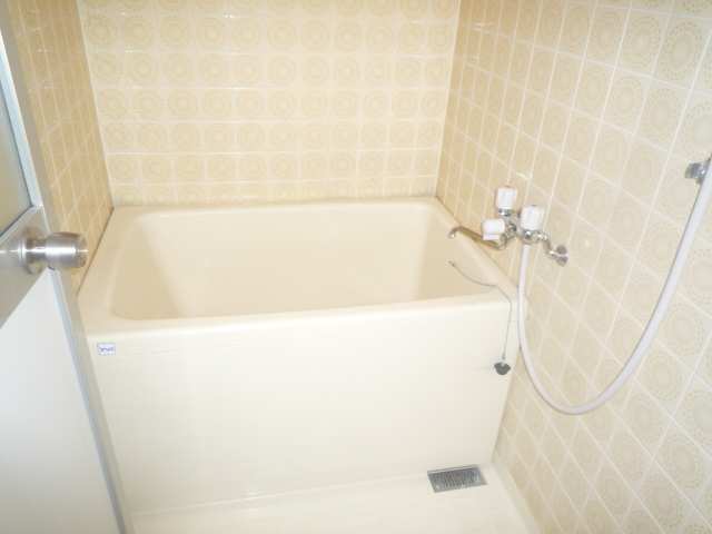 メゾン菊寿台 1階 浴室