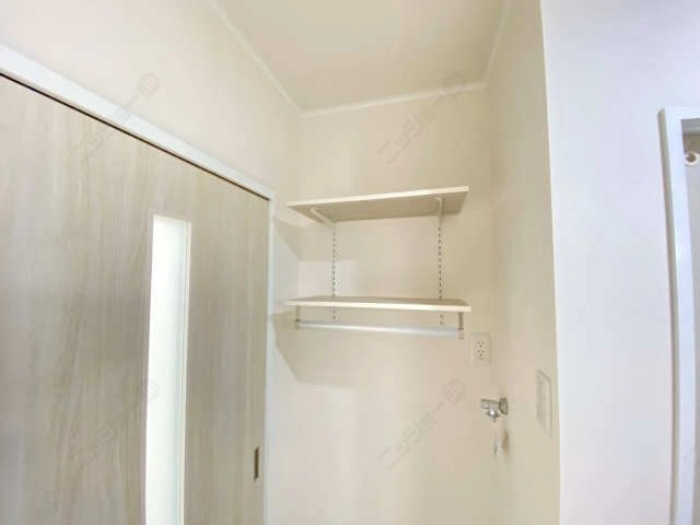 ランドリー可動棚