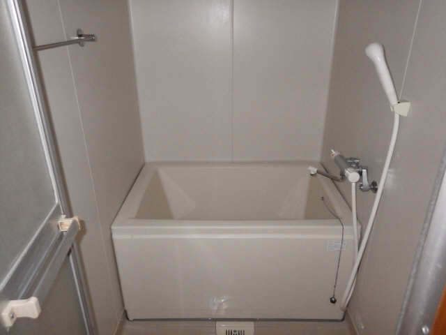 エクセル川本　パートⅡ 3階 浴室