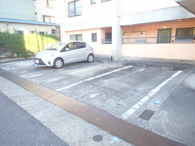 Ｓｈｉｎｅ幸栄Ⅱ 3階 駐車場