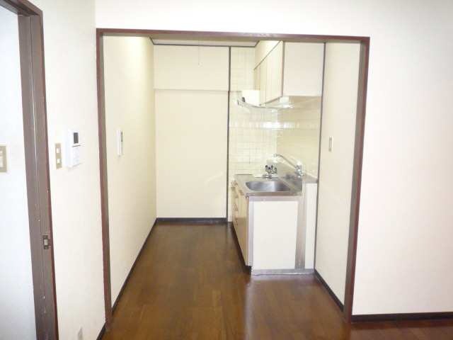 シンシア・ヤマチ 4階 キッチン