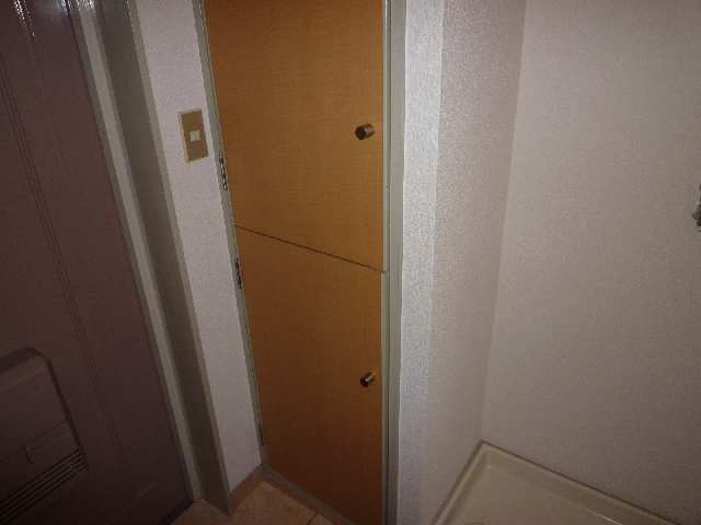 シューズボックス