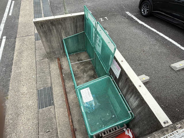 ゴミ置き場