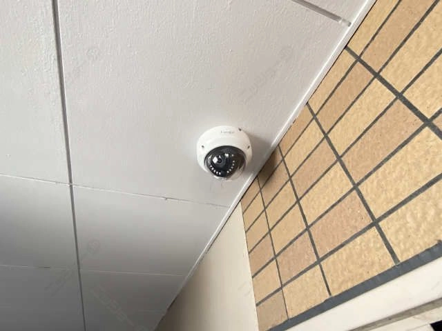防犯カメラ