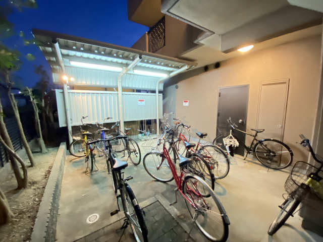 駐輪場