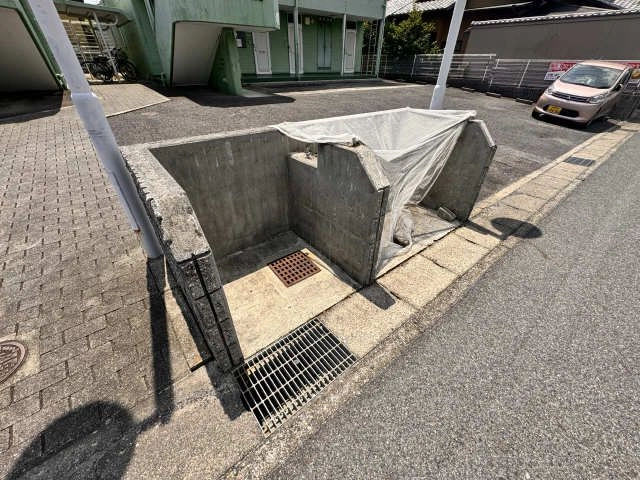 ゴミ置き場