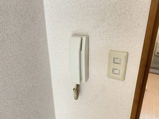 インターホン