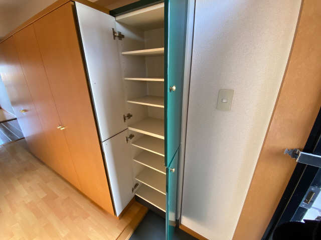 シューズBOX