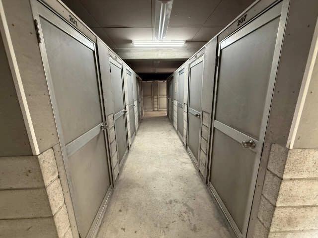 地下トランクルーム