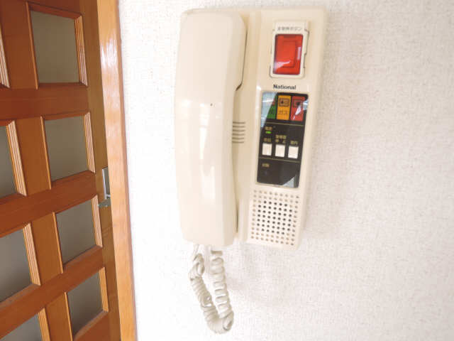 インターホン