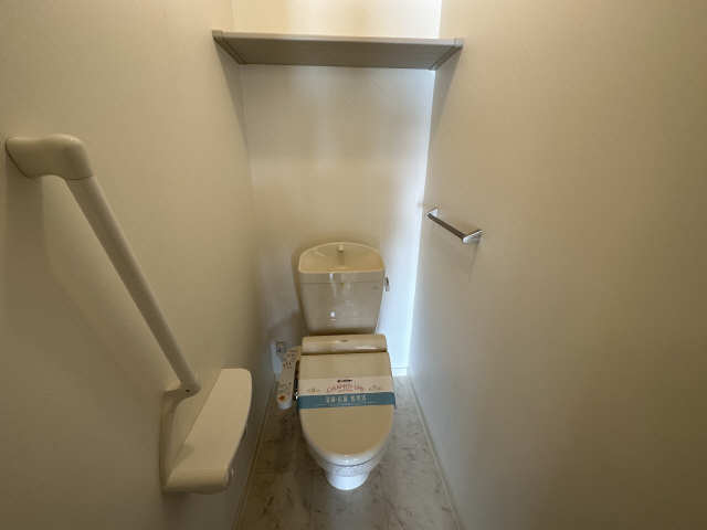 Ａｉｌｅｓ　ｄｅ　ｓｏｉｅ 2階 WC