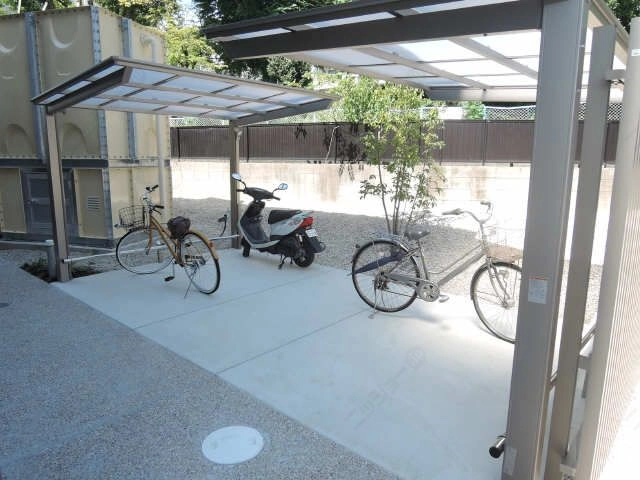  駐車場