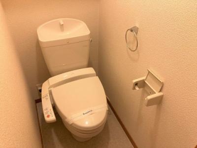 レオパレスＦＵＪＩＧＡＯＫＡ 2階 WC