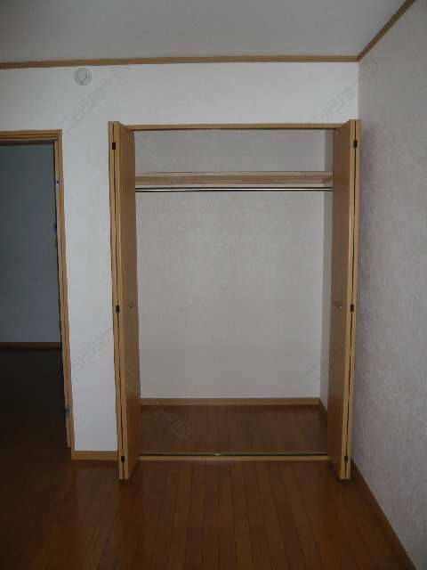 南側洋間クローゼット