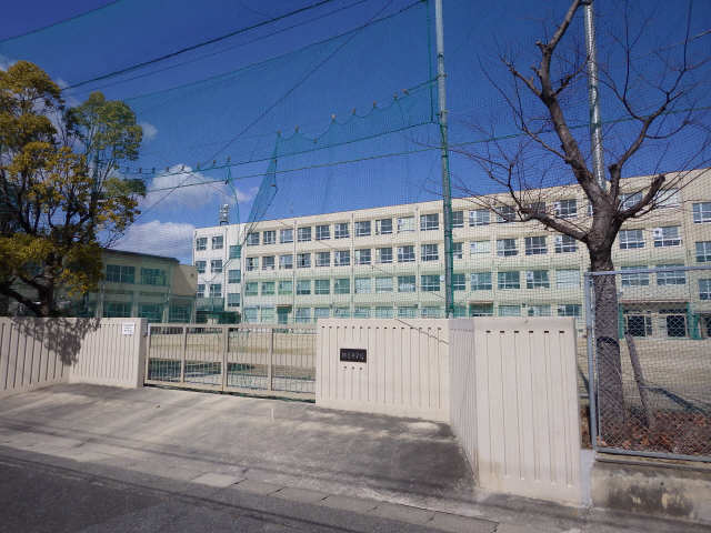 ヒルハイツ桃山 3階 神沢中学校