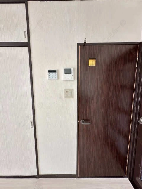 モニター付きインターホン