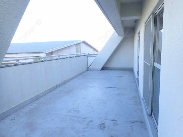 ルーフバルコニー