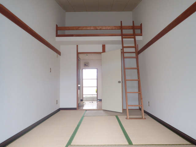 しみづ荘Ⅱ 2階 室内
